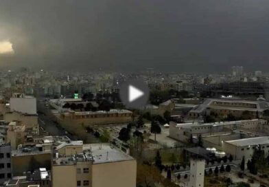 تہران میں تیل کی بارش، دھویں سے دن رات میں بدل گیا