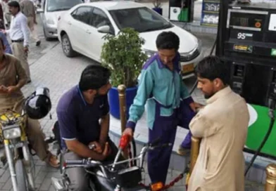 پاکستان میں پیٹرول بحران کا خطرہ ٹل گیا ! عوام کے لیے بڑی خوشخبری